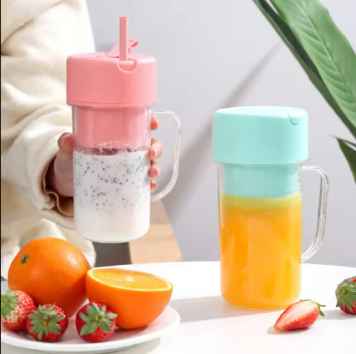 Mini Mixeur Rechargeable avec Paille